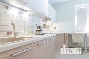 4-к квартира, вторичка, 150м2, 7/25 этаж
