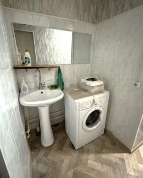 1-к квартира, вторичка, 12м2, 1/9 этаж