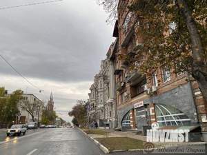 5-к квартира, вторичка, 202м2, 3/5 этаж