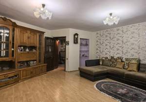 3-к квартира, вторичка, 70м2, 2/10 этаж