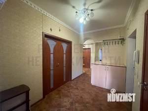 3-к квартира, вторичка, 95м2, 1/10 этаж