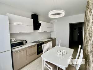 2-к квартира, вторичка, 74м2, 17/25 этаж