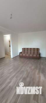 2-к квартира, вторичка, 44м2, 3/5 этаж