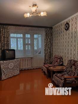 3-к квартира, вторичка, 53м2, 1/9 этаж