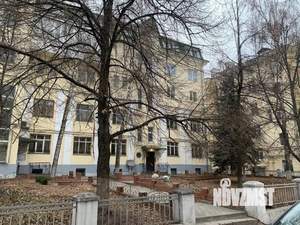 4-к квартира, вторичка, 216м2, 1/4 этаж