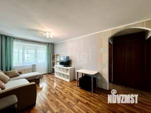 3-к квартира, вторичка, 58м2, 5/5 этаж