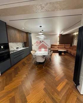 4-к квартира, вторичка, 139м2, 16/24 этаж