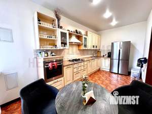 4-к квартира, вторичка, 150м2, 7/11 этаж