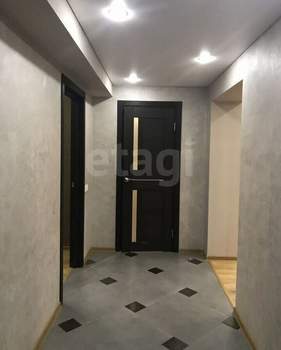 2-к квартира, вторичка, 81м2, 11/10 этаж