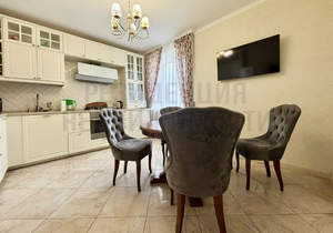 3-к квартира, вторичка, 110м2, 8/9 этаж