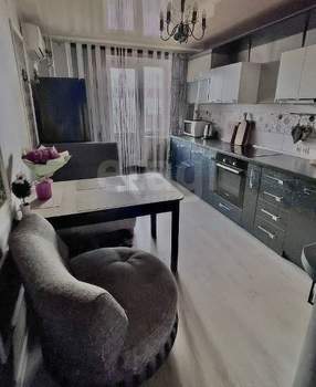 2-к квартира, вторичка, 76м2, 17/20 этаж
