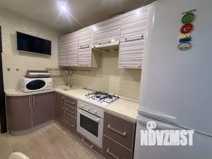 3-к квартира, вторичка, 58м2, 9/9 этаж