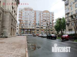 2-к квартира, вторичка, 132м2, 7/9 этаж