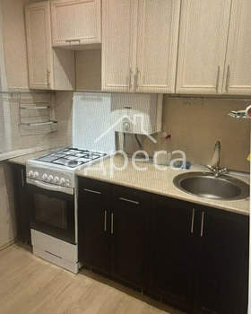2-к квартира, вторичка, 44м2, 1/5 этаж