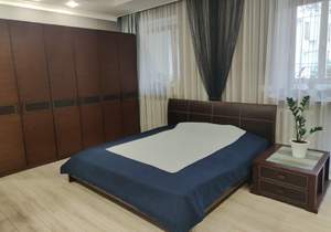 2-к квартира, вторичка, 77м2, 1/5 этаж