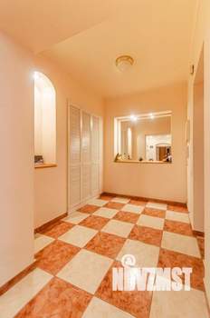 4-к квартира, вторичка, 192м2, 7/9 этаж