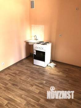 2-к квартира, вторичка, 60м2, 1/10 этаж