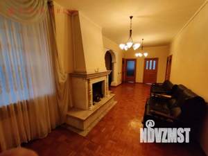 5-к квартира, вторичка, 202м2, 3/5 этаж