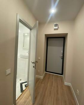 Студия квартира, вторичка, 19м2, 1/18 этаж