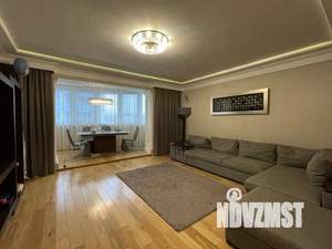 3-к квартира, вторичка, 120м2, 2/10 этаж