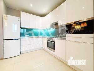 1-к квартира, вторичка, 57м2, 8/18 этаж