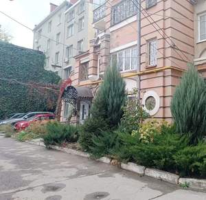 3-к квартира, вторичка, 132м2, 3/4 этаж