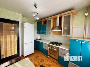 3-к квартира, вторичка, 61м2, 6/9 этаж