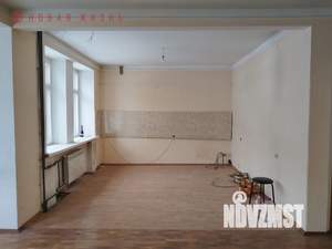 4-к квартира, вторичка, 290м2, 2/3 этаж