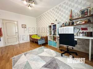 3-к квартира, вторичка, 110м2, 8/9 этаж