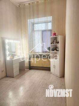 4-к квартира, вторичка, 84м2, 1/5 этаж