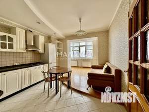 4-к квартира, вторичка, 141м2, 5/10 этаж