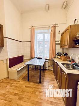 3-к квартира, вторичка, 88м2, 1/3 этаж