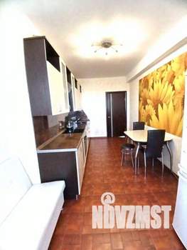 2-к квартира, вторичка, 79м2, 13/17 этаж