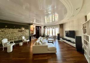 5-к квартира, вторичка, 246м2, 9/10 этаж