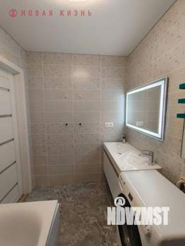 2-к квартира, вторичка, 71м2, 1/23 этаж