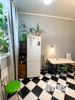 2-к квартира, вторичка, 64м2, 4/4 этаж