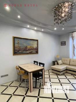 1-к квартира, вторичка, 61м2, 1/4 этаж