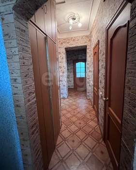 3-к квартира, вторичка, 74м2, 1/5 этаж