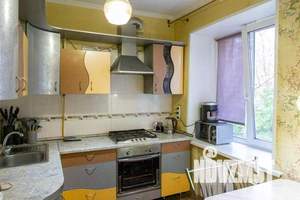 2-к квартира, вторичка, 42м2, 2/5 этаж