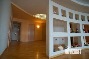 4-к квартира, вторичка, 203м2, 8/10 этаж