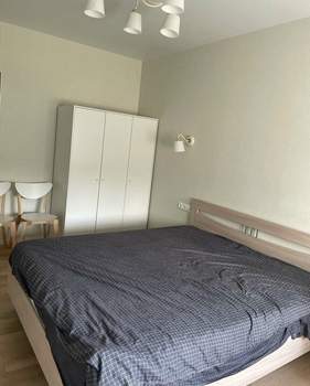 2-к квартира, вторичка, 84м2, 1/18 этаж