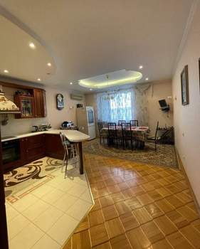 4-к квартира, вторичка, 175м2, 4/11 этаж