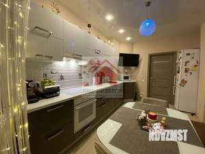 2-к квартира, вторичка, 70м2, 19/19 этаж