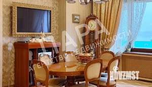 4-к квартира, вторичка, 183м2, 2/10 этаж