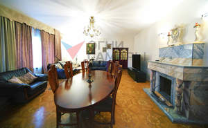 5-к квартира, вторичка, 243м2, 2/5 этаж