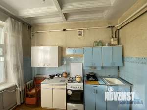 2-к квартира, вторичка, 60м2, 1/4 этаж