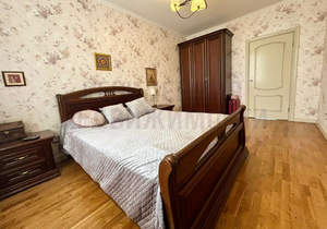 3-к квартира, вторичка, 110м2, 8/9 этаж