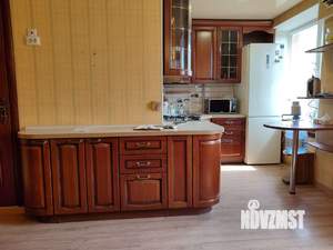 3-к квартира, вторичка, 58м2, 8/9 этаж