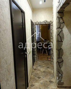 2-к квартира, вторичка, 53м2, 1/4 этаж