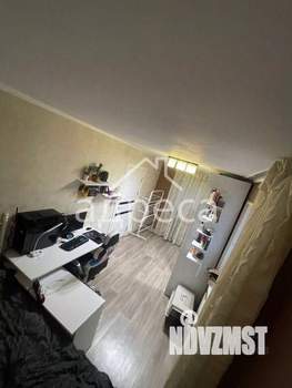 2-к квартира, вторичка, 42м2, 1/4 этаж